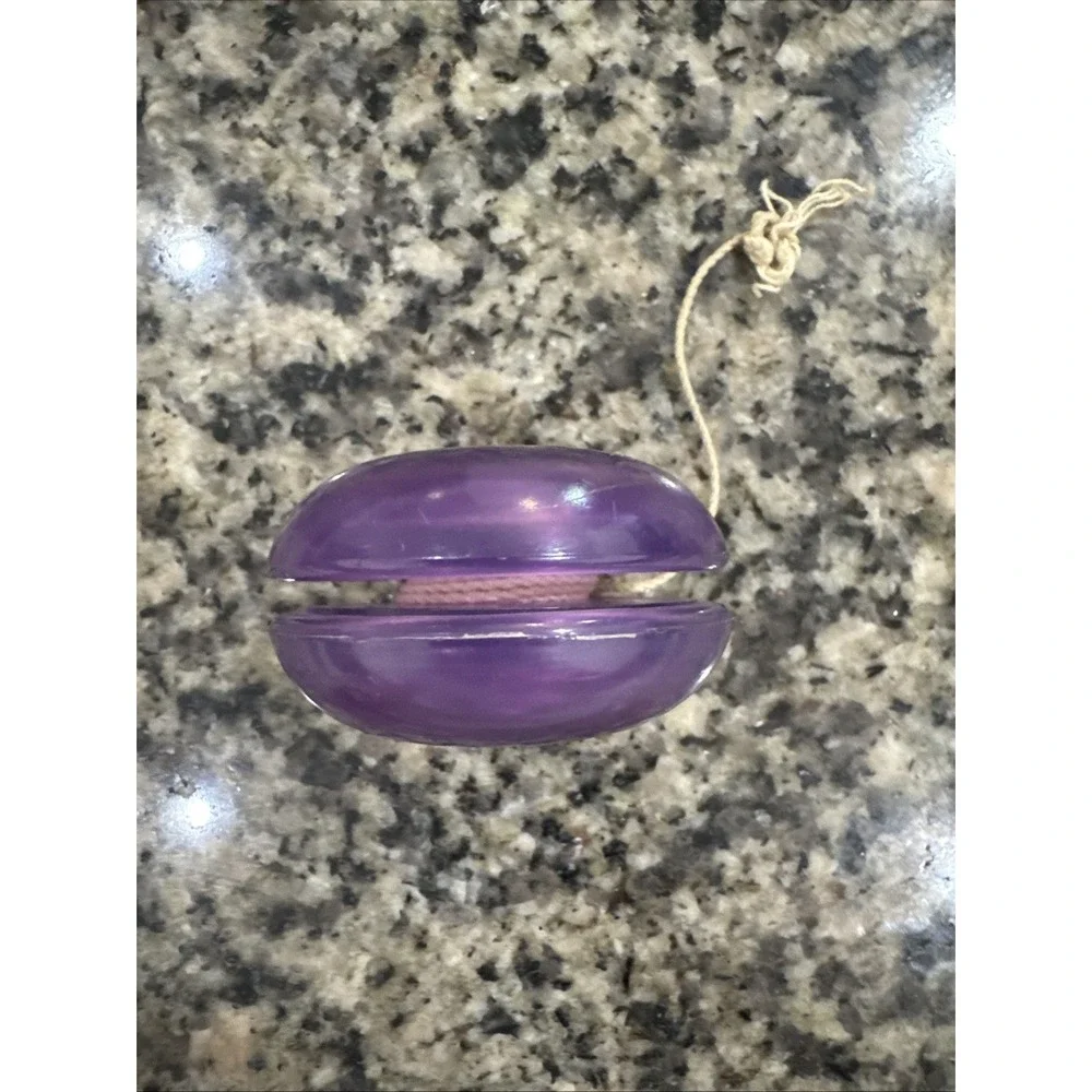 Vintage 1970s Duncan Imperial Purple Yo Yo‎ USA Fleur De Lis